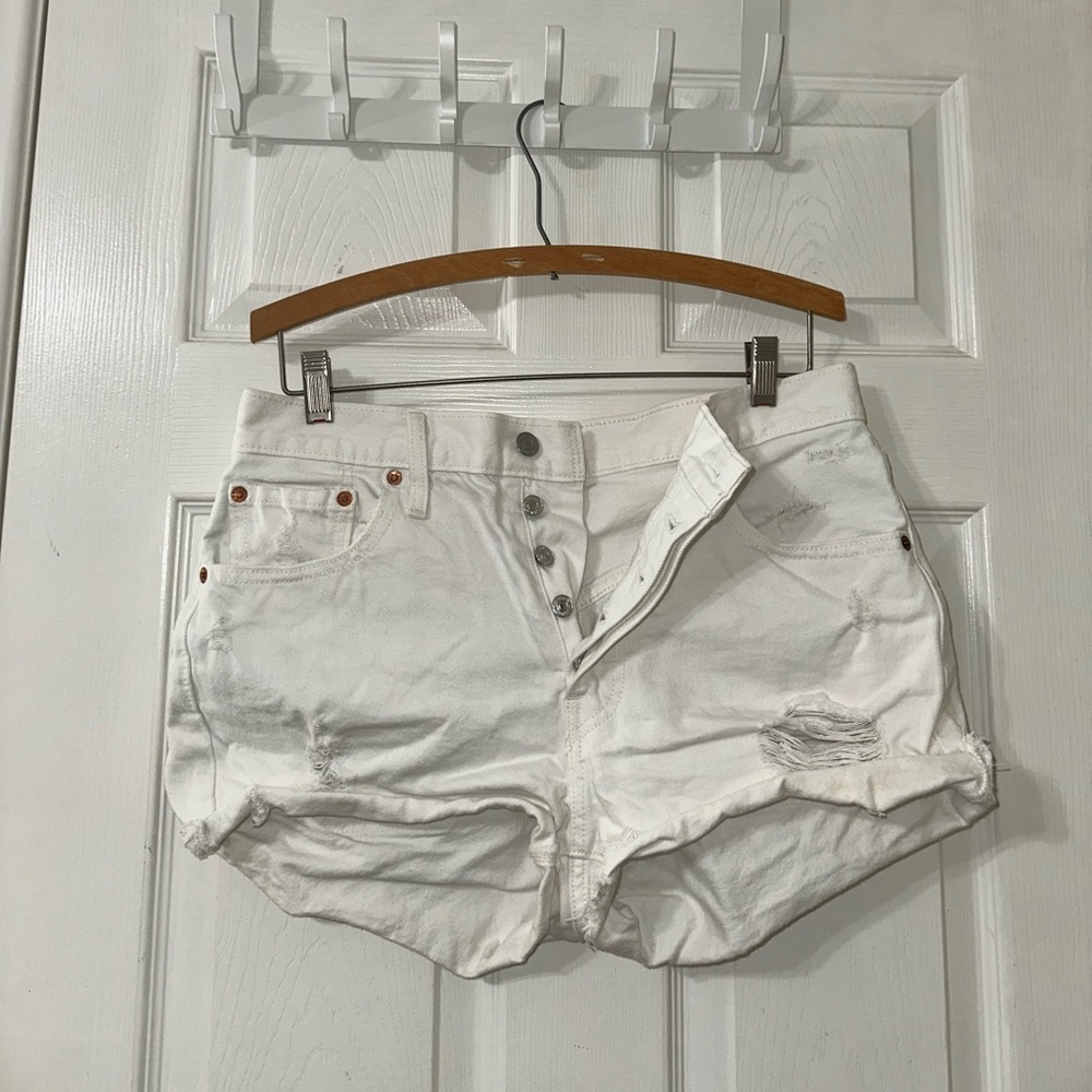 Women's Levi's® White Jean Shorts Distressed Cut-Off Style (W29’’)